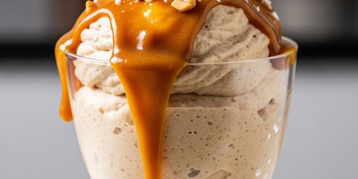 Mousse Aerada de Paçoca com Calda Cremosa de Cocada